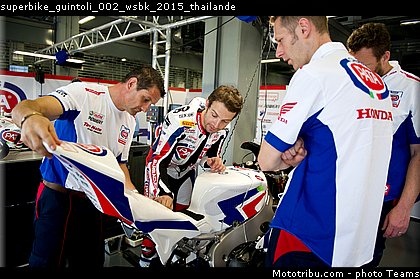 superbike_guintoli_002_wsbk_2015_thailande.jpg