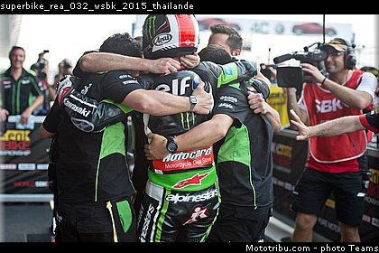 superbike_rea_032_wsbk_2015_thailande.jpg