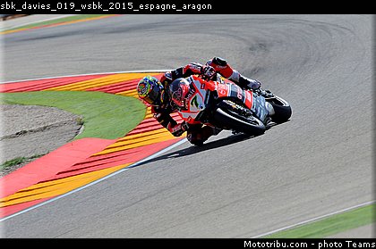 sbk_davies_019_wsbk_2015_espagne_aragon.jpg