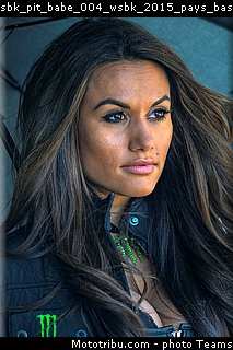 sbk_pit_babe_004_wsbk_2015_pays_bas_assen.jpg