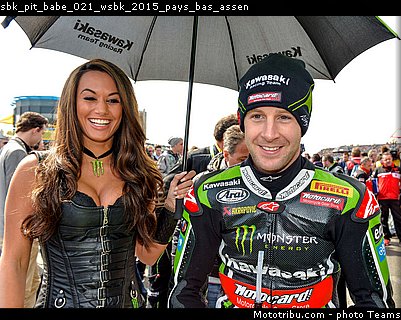 sbk_pit_babe_021_wsbk_2015_pays_bas_assen.jpg
