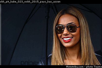 sbk_pit_babe_023_wsbk_2015_pays_bas_assen.jpg