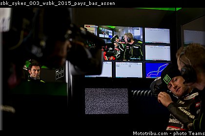 sbk_sykes_003_wsbk_2015_pays_bas_assen.jpg
