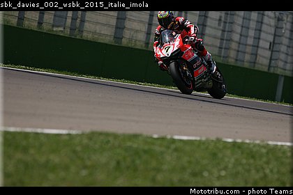 sbk_davies_002_wsbk_2015_italie_imola.jpg