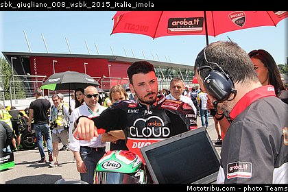 sbk_giugliano_008_wsbk_2015_italie_imola.jpg