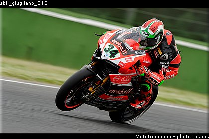 sbk_giugliano_010.jpg