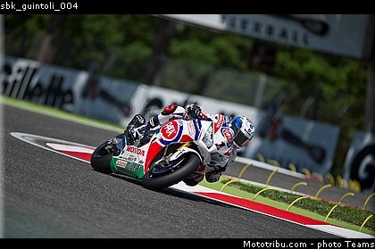 sbk_guintoli_004.jpg