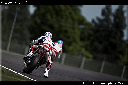 sbk_guintoli_009.jpg