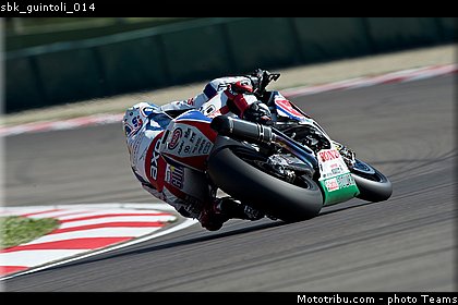 sbk_guintoli_014.jpg