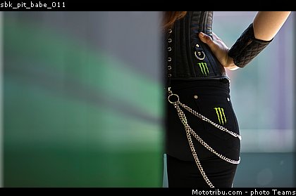 sbk_pit_babe_011.jpg