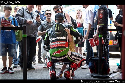 sbk_rea_025.jpg