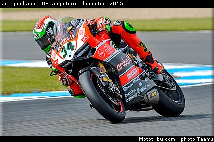 sbk_giugliano_008_angleterre_donington_2015.jpg