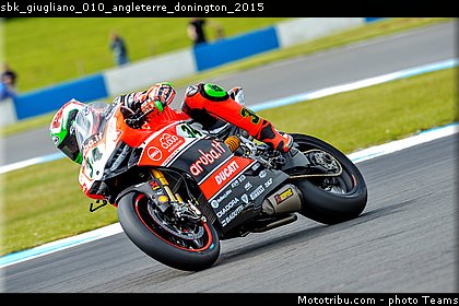 sbk_giugliano_010_angleterre_donington_2015.jpg