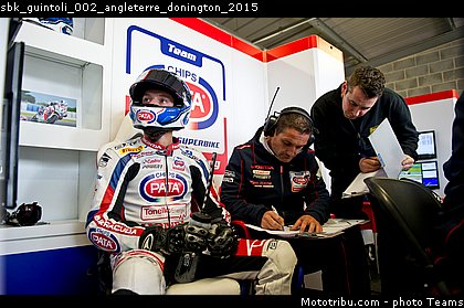 sbk_guintoli_002_angleterre_donington_2015.jpg