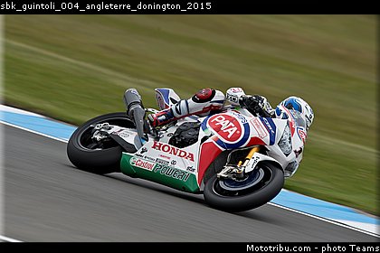 sbk_guintoli_004_angleterre_donington_2015.jpg