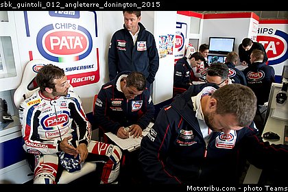 sbk_guintoli_012_angleterre_donington_2015.jpg
