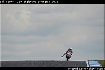sbk_guintoli_019_angleterre_donington_2015.jpg