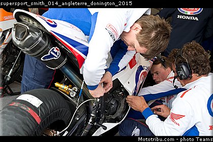 supersport_smith_014_angleterre_donington_2015.jpg