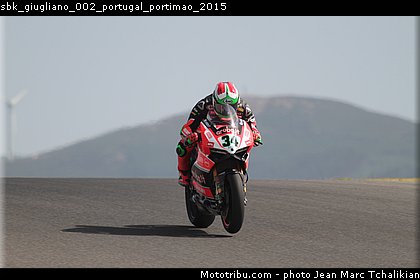 sbk_giugliano_002_portugal_portimao_2015.jpg