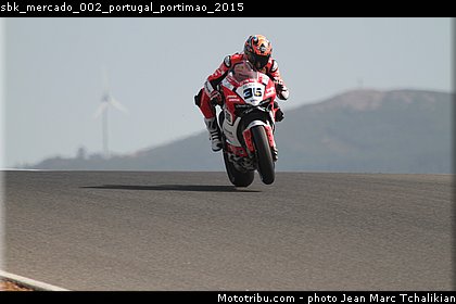 sbk_mercado_002_portugal_portimao_2015.jpg