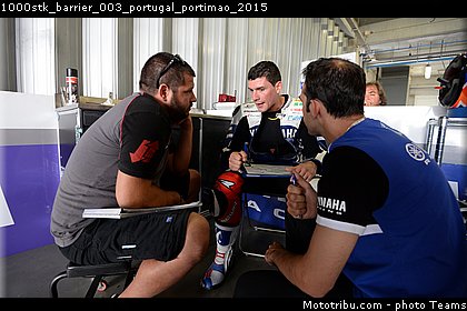 1000stk_barrier_003_portugal_portimao_2015.jpg
