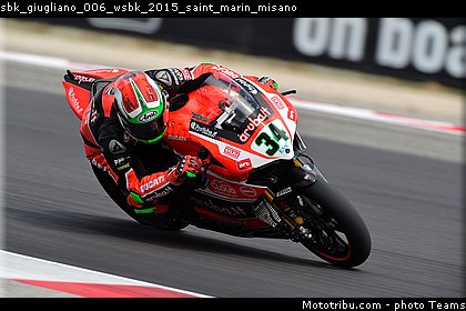 sbk_giugliano_006_wsbk_2015_saint_marin_misano.jpg
