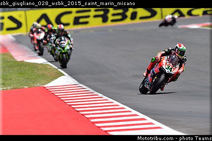 sbk_giugliano_028_wsbk_2015_saint_marin_misano.jpg