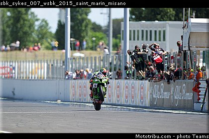 sbk_sykes_007_wsbk_2015_saint_marin_misano.jpg