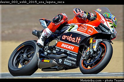 davies_003_wsbk_2015_usa_laguna_seca.jpg