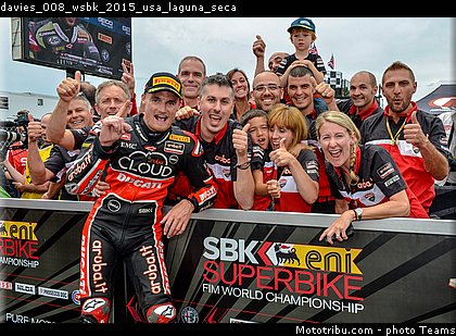 davies_008_wsbk_2015_usa_laguna_seca.jpg