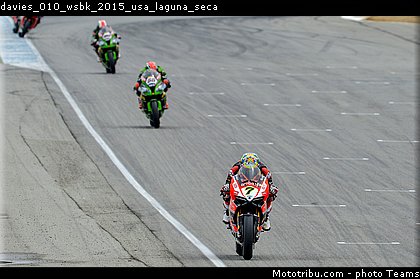 davies_010_wsbk_2015_usa_laguna_seca.jpg