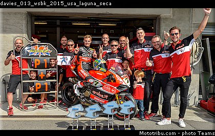 davies_013_wsbk_2015_usa_laguna_seca.jpg