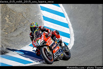 davies_015_wsbk_2015_usa_laguna_seca.jpg