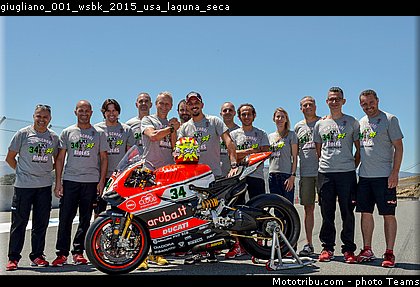 giugliano_001_wsbk_2015_usa_laguna_seca.jpg
