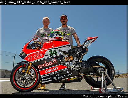 giugliano_007_wsbk_2015_usa_laguna_seca.jpg
