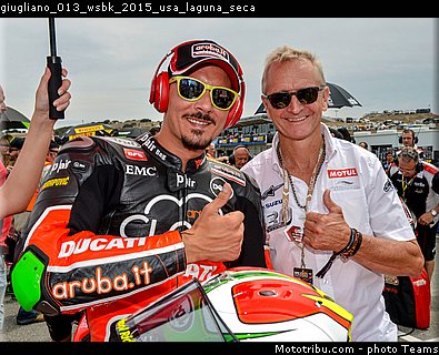 giugliano_013_wsbk_2015_usa_laguna_seca.jpg