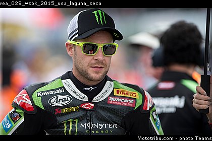 rea_029_wsbk_2015_usa_laguna_seca.jpg
