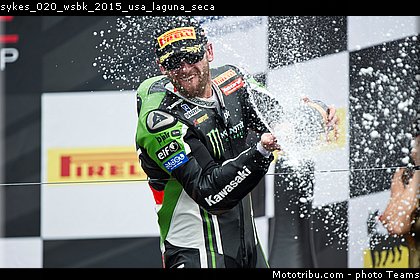 sykes_020_wsbk_2015_usa_laguna_seca.jpg