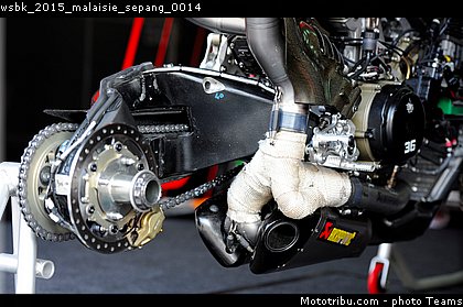 wsbk_2015_malaisie_sepang_0014.jpg