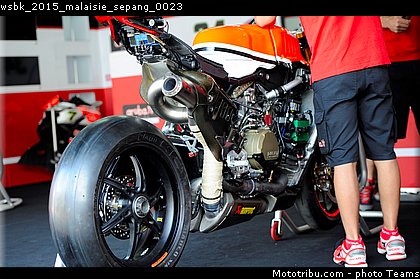 wsbk_2015_malaisie_sepang_0023.jpg