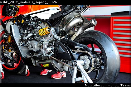 wsbk_2015_malaisie_sepang_0026.jpg