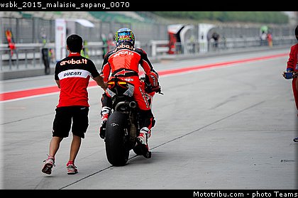wsbk_2015_malaisie_sepang_0070.jpg