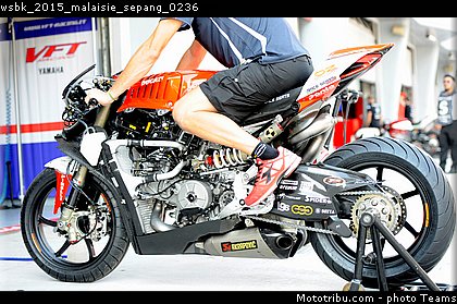 wsbk_2015_malaisie_sepang_0236.jpg
