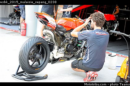 wsbk_2015_malaisie_sepang_0238.jpg