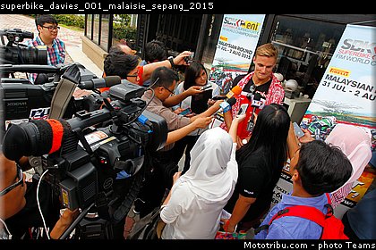 superbike_davies_001_malaisie_sepang_2015.jpg