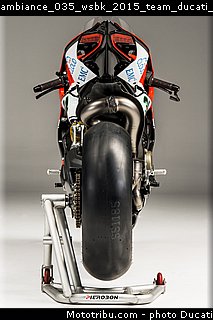 ambiance_035_wsbk_2015_team_ducati_aruba.jpg