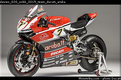 davies_020_wsbk_2015_team_ducati_aruba.jpg