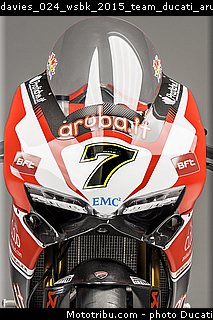 davies_024_wsbk_2015_team_ducati_aruba.jpg