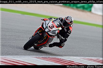 biaggi_011_wsbk_wss_2015_test_pre_saison_portimao_aragon_jerez_philip_island.jpg