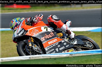 davies_001_wsbk_wss_2015_test_pre_saison_portimao_aragon_jerez_philip_island.jpg
